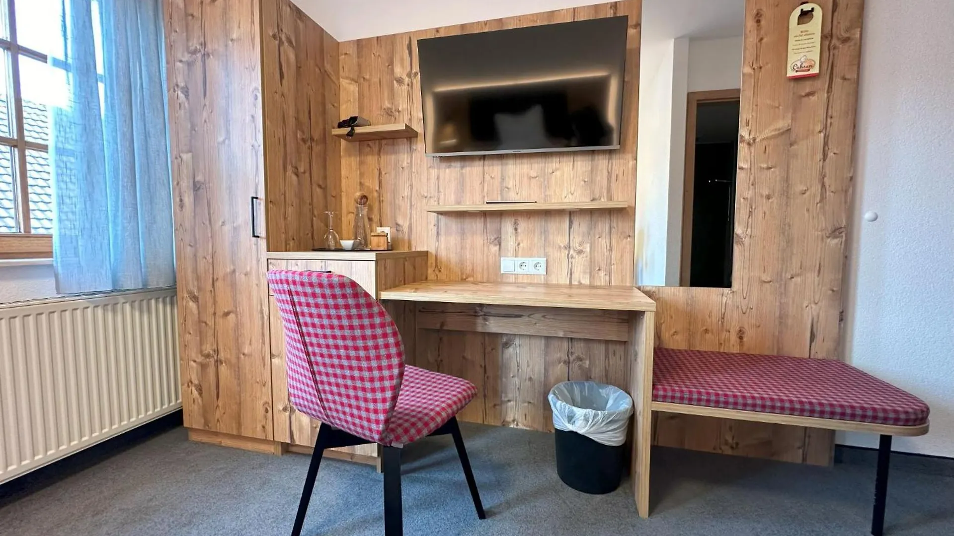 Nahe Hohenentringen übernachten: 4 zentrale Hotels verglichen